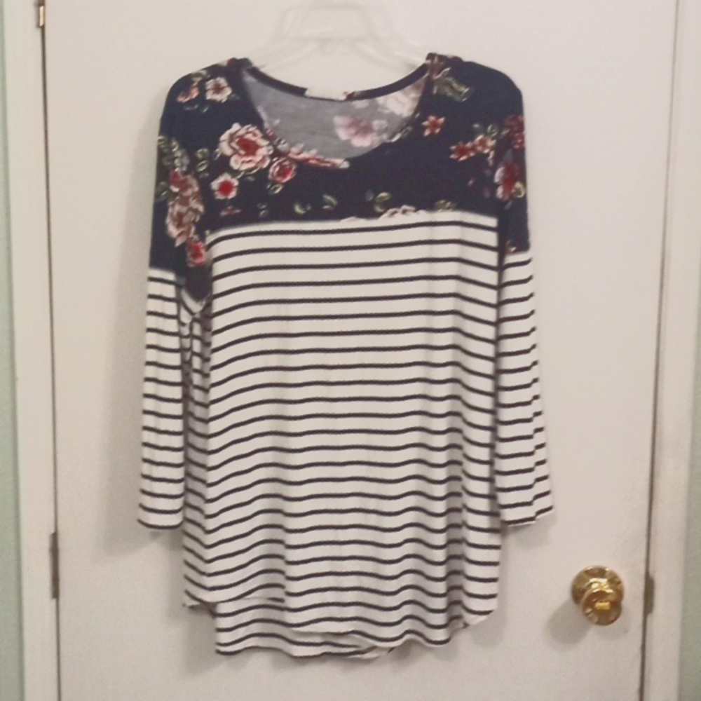 Maurices - 24/7 - Large - Long Sleeve Tunic
